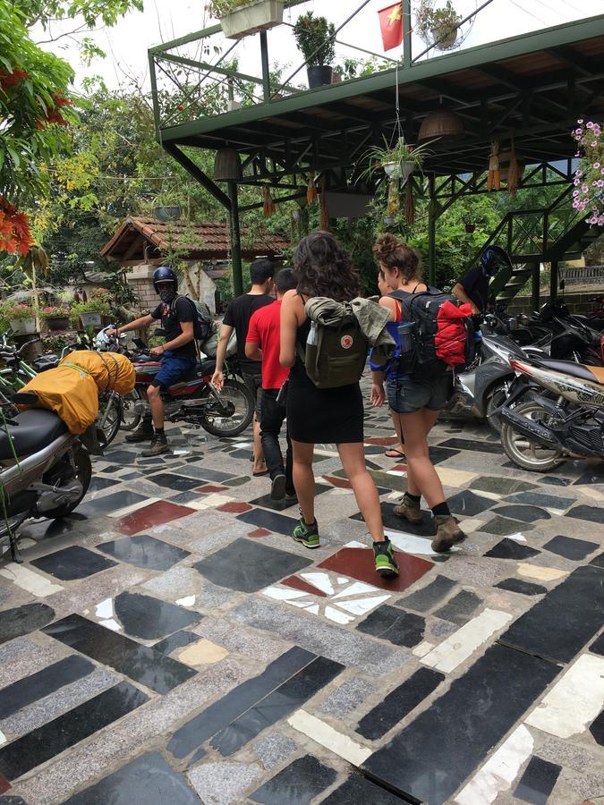 Green Hill Hostel & Tour Ha Giang Esterno foto