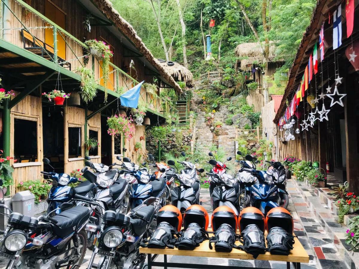 Green Hill Hostel & Tour Ha Giang Esterno foto