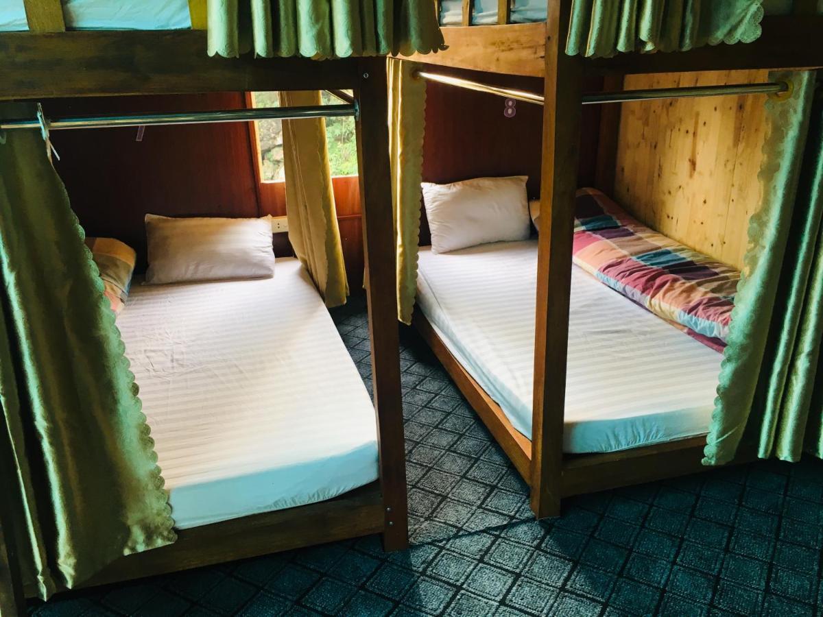 Green Hill Hostel & Tour Ha Giang Esterno foto